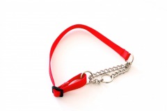 Halsband och selar för hundar